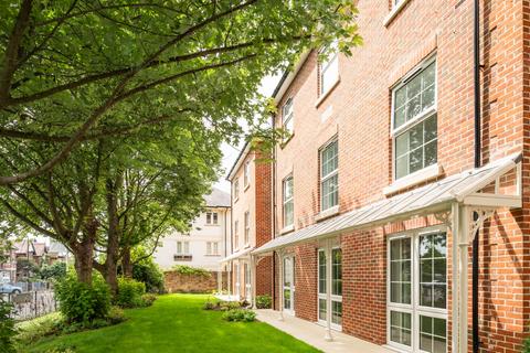 Churchill Living - Clinton Lodge for sale, Southampton Road, Lymington, Hampshire, SO41 9GH