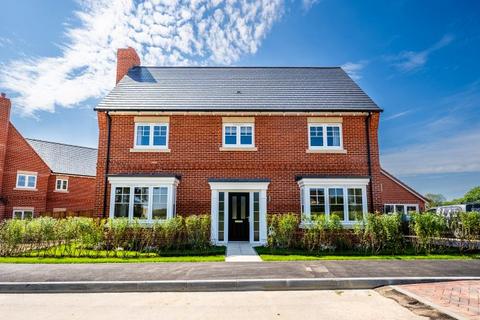 Hills Residential - St James Place for sale, East Bergholt, Suffolk, CO7 6RT