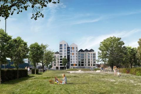 Hyde New Homes - Silvertide Point for sale, Ham Road, Shoreham-by-Sea, West Sussex, BN43 6EW