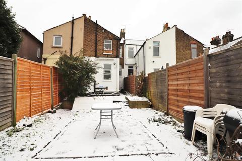 1 Abbey Road, Belvedere, DA17 5DF