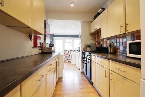 114 Belmont Road, Erith, DA8 1LD