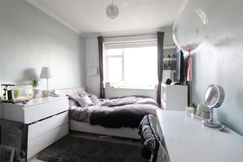 114 Belmont Road, Erith, DA8 1LD
