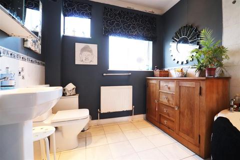 114 Belmont Road, Erith, DA8 1LD