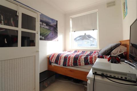 114 Belmont Road, Erith, DA8 1LD