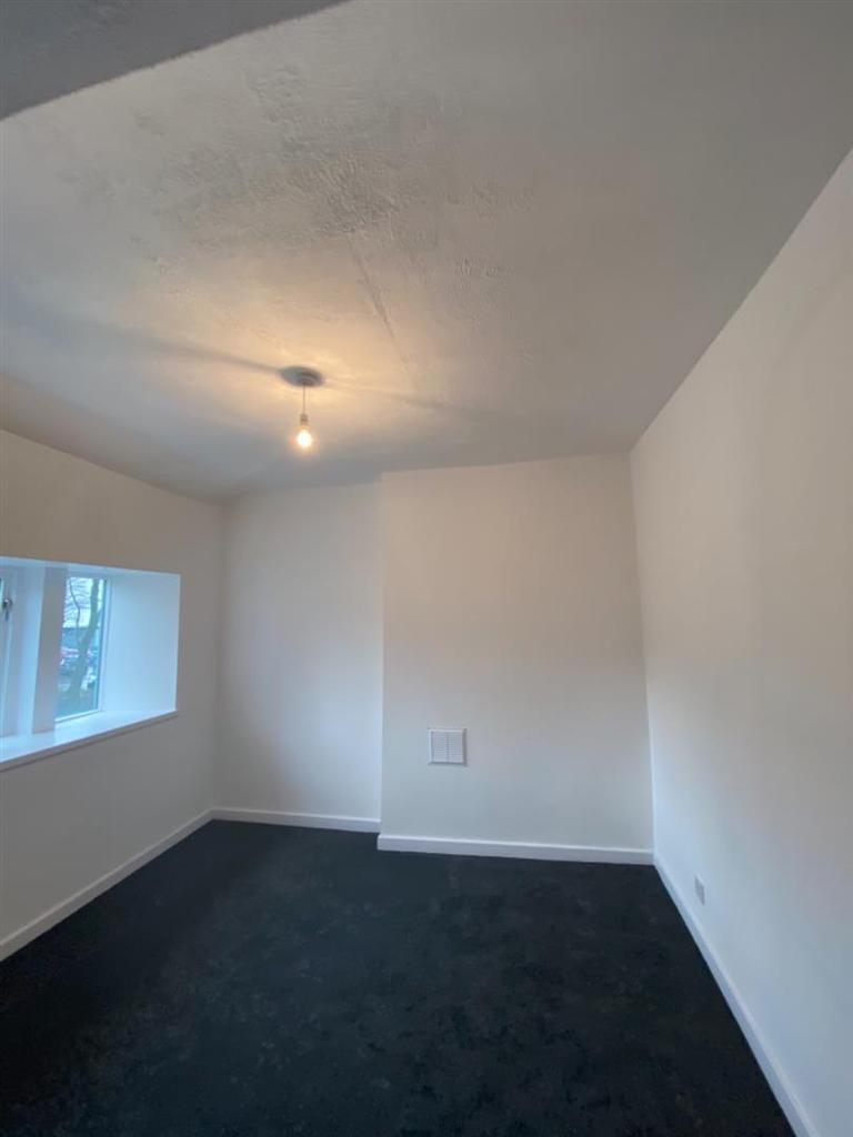 16 EDDD32-CC2 D-495 E-AE12-70 F8636 C0875.jpeg