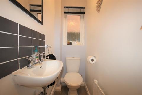 11 Dryden Way, Cheadle, Stoke-on-trent, ST10 1YE