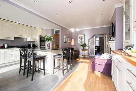 47 Morgan Crescent, Theydon Bois, Epping, CM16 7DU