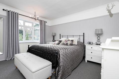 47 Morgan Crescent, Theydon Bois, Epping, CM16 7DU