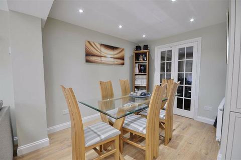 11 Bridgnorth Row, Berkeley Beverborne, Worcester, WR4 0QF