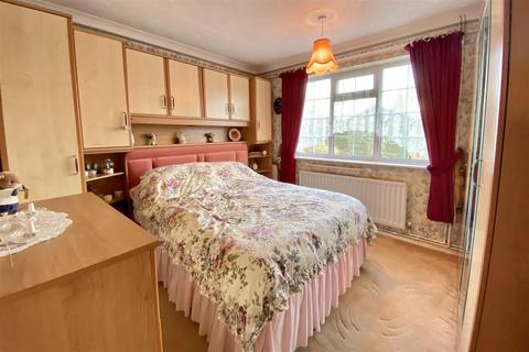14 Colster Way, Colsterworth, Grantham, NG33 5JT