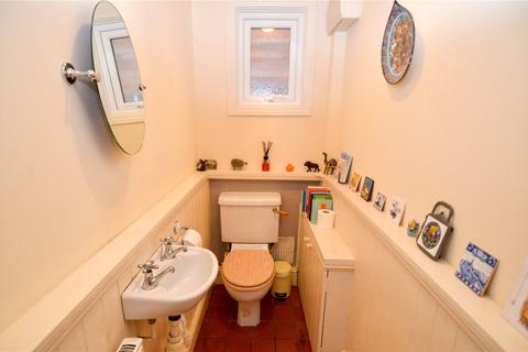 18 Abbots Road, Birmingham, B14 7QD
