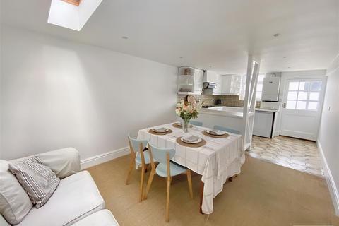 3 bedroom end of terrace house for sale, Fore Street, Topsham