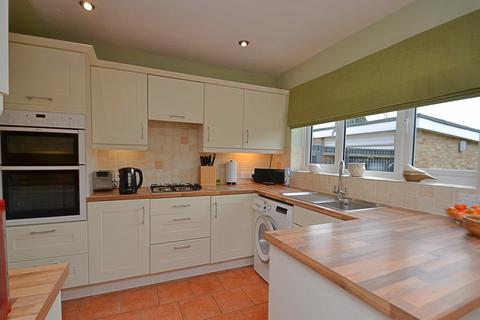 5 Hertford Close, Fordingbridge, SP6 1HG