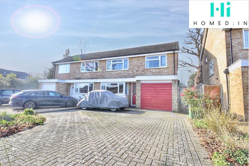 Quarry Way, Southwater 3 bed semidetached house £380,000