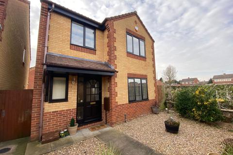 16 Millside Close, Northampton, NN2 7TR