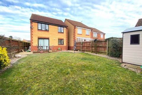 16 Millside Close, Northampton, NN2 7TR