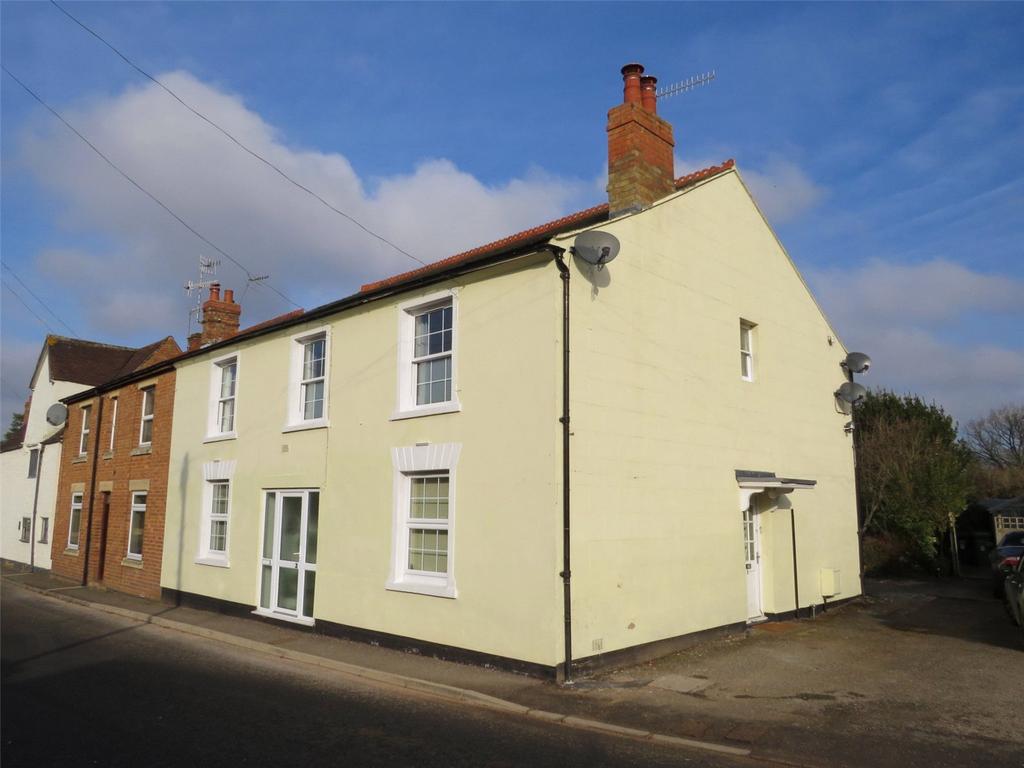 School Lane, Badsey, Evesham, Worcestershire, WR11 3 bed apartment £