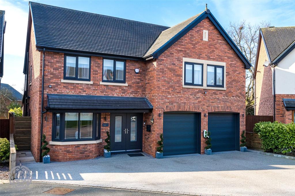 Rosedale Avenue, Lowton, Warrington, WA3 4 bed detached house £625,000
