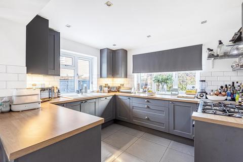 5 Oakfields, Walliswood, Dorking, RH5 5RQ