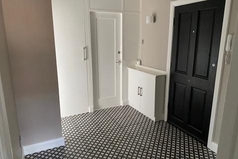 2 bedroom apartment to rent, Ashton Court, Moss Lane, Sale M33