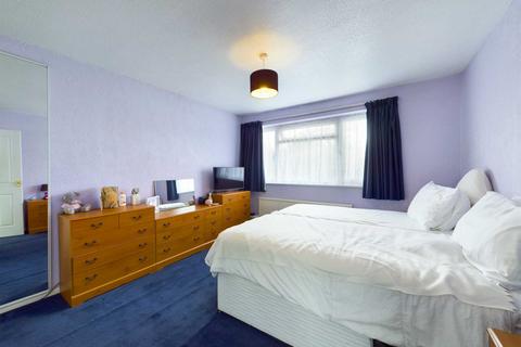 90 Ellingham Road, Hemel Hempstead, HP2 5LL