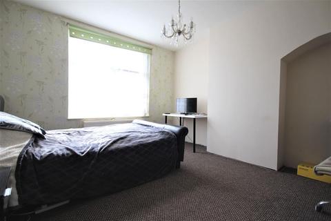 91 Rogers Road, Dagenham, RM10 8JX