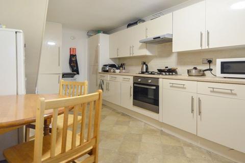 36 Craydene Road, Erith, DA8 2HR