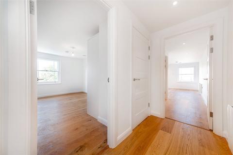 1 bedroom flat to rent, Camberwell Station Road, London