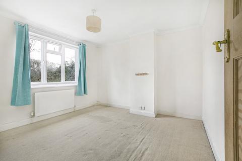 69 Gordon Close, Staines-upon-thames, TW18 1AP