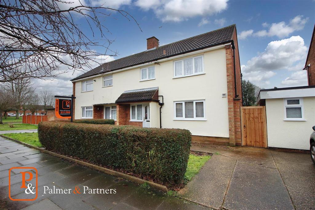 Robin Drive, Ipswich 3 bed semidetached house £200,000
