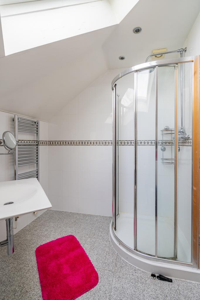 A page   Image (72 of 132).jpg