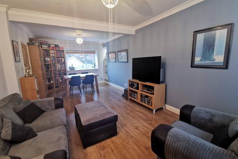 16 Glynmeirch Road, Trebanos, Swansea, SA8 4AP