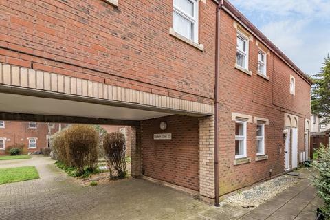 26 Padbury Close, Bedfont, Feltham, TW14 8SW