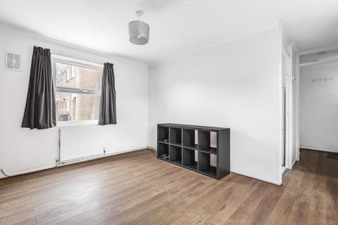 26 Padbury Close, Bedfont, Feltham, TW14 8SW