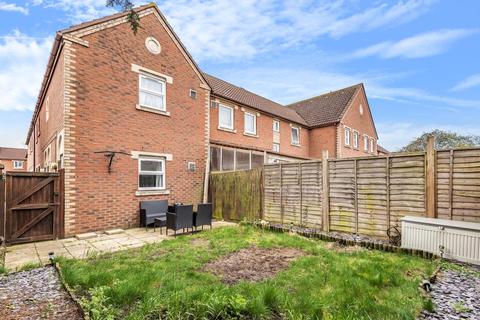 26 Padbury Close, Bedfont, Feltham, TW14 8SW