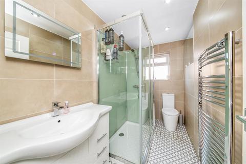 59 Middlecroft Drive, Strensall, York, YO32 5UP