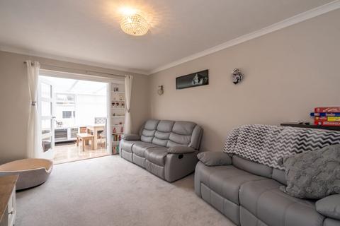 33 Addison Way, Bognor Regis, PO22 9HY