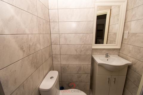 Studio to rent, Inverness Terrace, Bayswater, London, London  W2