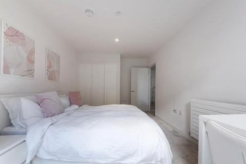 1 bedroom apartment for sale, Echo Court, Royal Wharf, London, E16