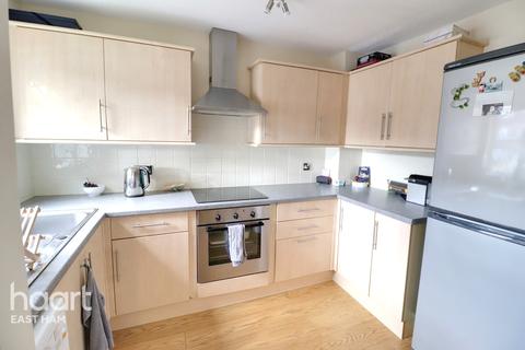 32 Kirkham Road, London, E6 5RY