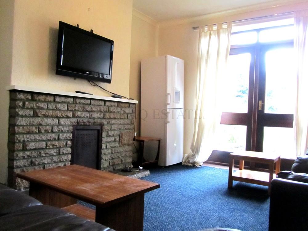 Talbot Road, 5 Bed, Fallowfield, Manchester 5 bed semidetached house