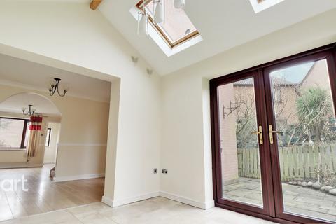 4 Beaumont Close, Belper, DE56 0ED