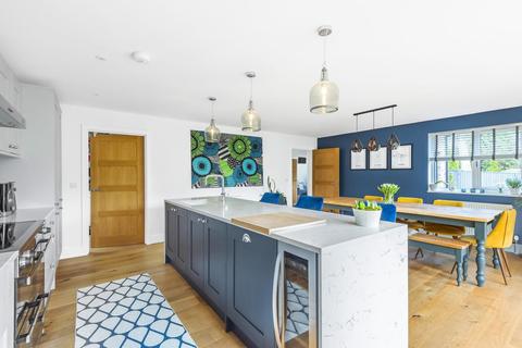 3 Chequer Close, Ifold, Billingshurst, RH14 0FZ