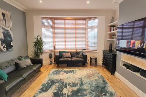 46 Cat Hill, Barnet, EN4 8HY