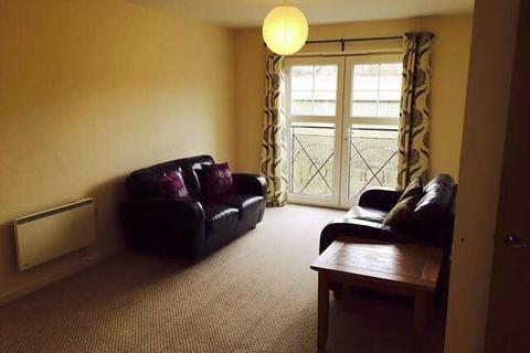 2 bedroom flat to rent - Ladybarn Court, Manchester M14 6WP