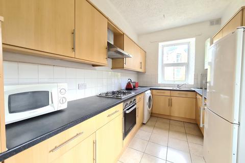 6 bedroom end of terrace house to rent - Spring Hill , Sheffield S10