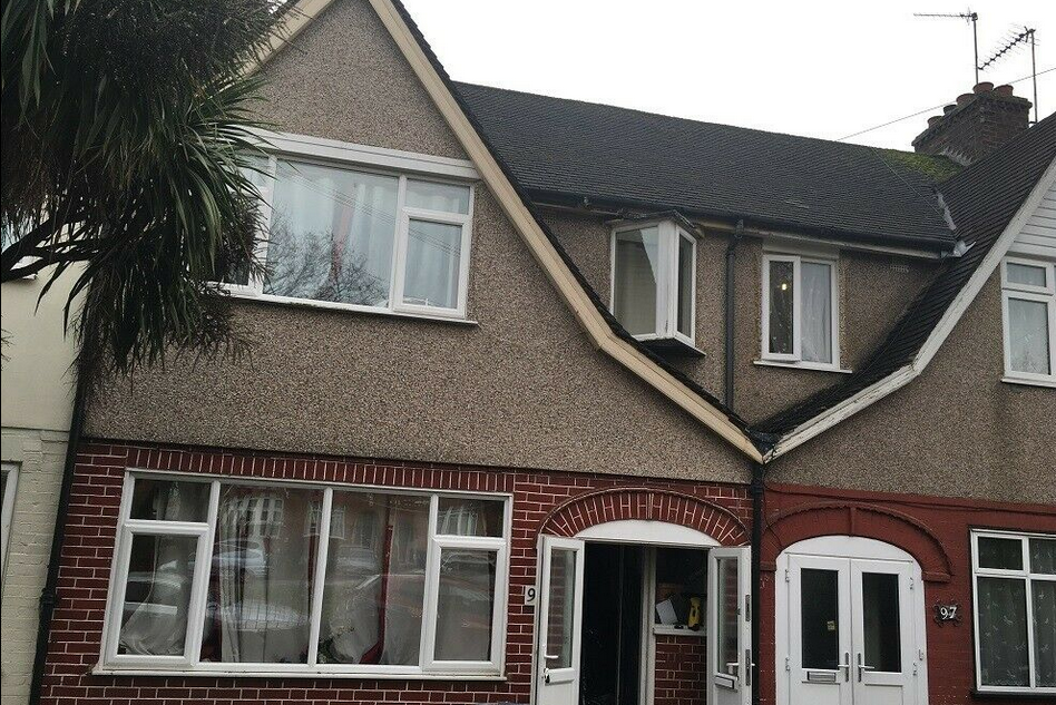 The Fairway, Northolt, UB5 3 bed house £1,803 pcm (£416 pw)