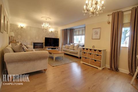 12 Admirals Crest, Scholes, Rotherham, S61 2SW