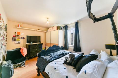 38 Ruston Street, London, E3 2LR