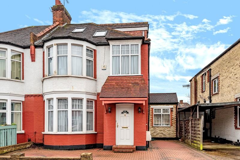 Hillside Drive, Edgware, Greater... 5 bed semidetached house £895,000